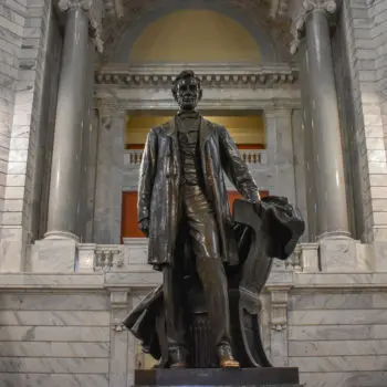 Abraham Lincoln Statue