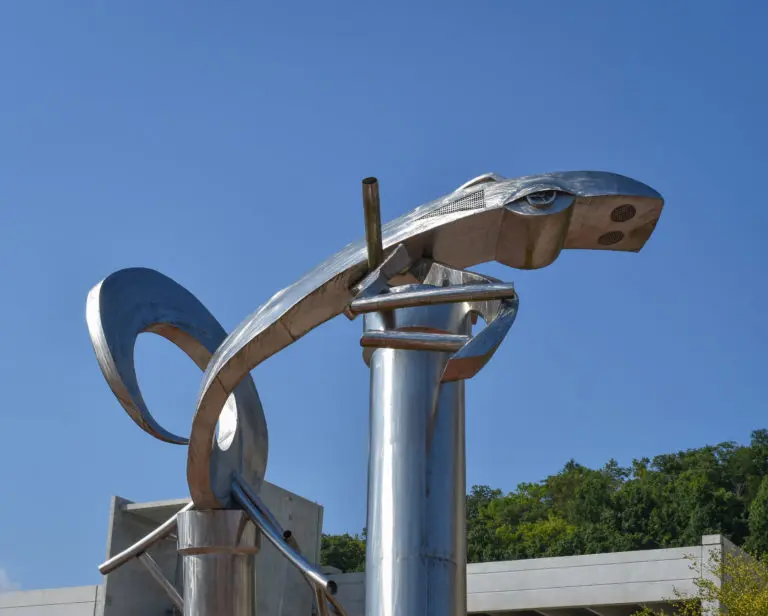 Now Get sculpture
