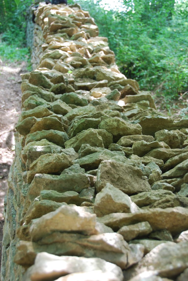 flagstone rock wall