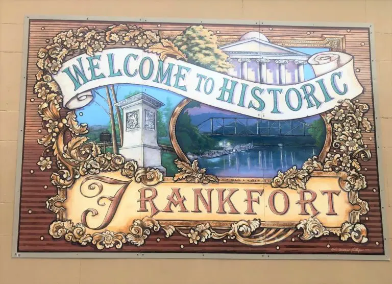 Welcome to Historic Frankfort Mural